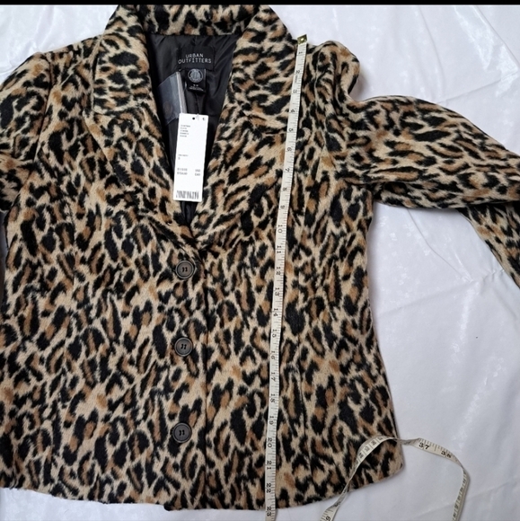 Urban Outfitters Terrie Leopard Blazer - Picture 8 of 10